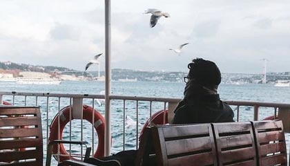 皇马瞄准维蒂尼亚为首选，罗德里成备选方案|曼城|瓜迪奥拉|皇家马德里|巴黎圣日耳曼|葡萄牙_新浪体育_新浪新闻